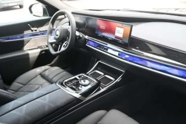 BMW 740 din 2024 cu 15.500 km - oferta BMW127408 - foto 6