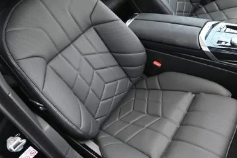 BMW 740 din 2024 cu 15.500 km - oferta BMW127408 - foto 16