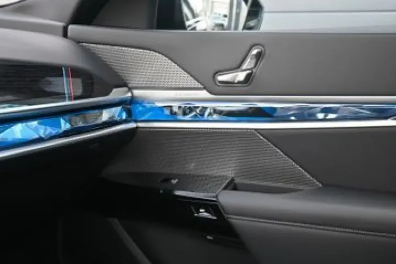 BMW 740 din 2024 cu 15.500 km - oferta BMW127408 - foto 19