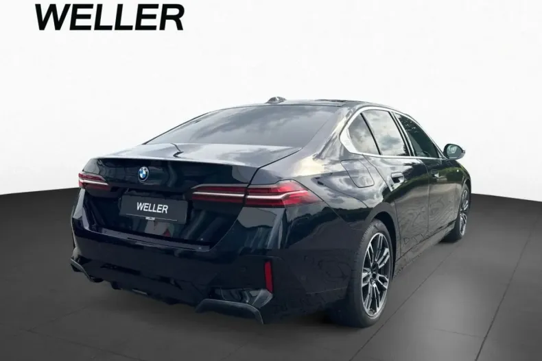 BMW 530 din 2024 cu 42.502 km - oferta BMW127412 - foto 3