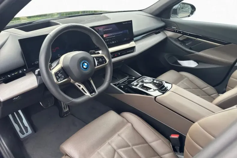 BMW 530 din 2024 cu 42.502 km - oferta BMW127412 - foto 10