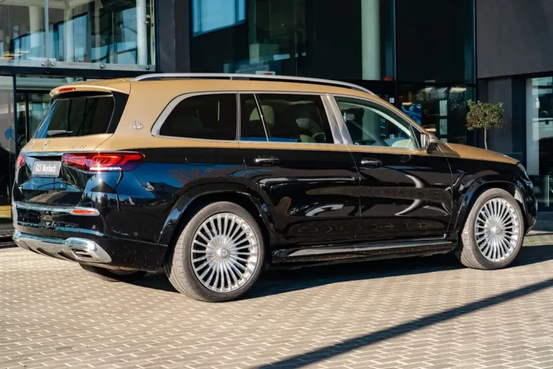 Mercedes-Benz GLS 600 din 2023 cu 17.000 km - oferta MER127416 - foto 7