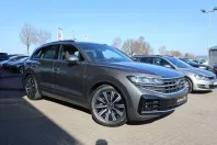 Volkswagen Touareg din 2023 cu 56.089 km - oferta VOL127417 - foto 3