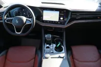 Volkswagen Touareg din 2023 cu 56.089 km - oferta VOL127417 - foto 7