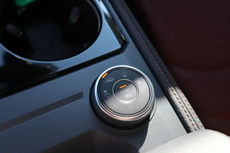 Volkswagen Touareg din 2023 cu 56.089 km - oferta VOL127417 - foto 22