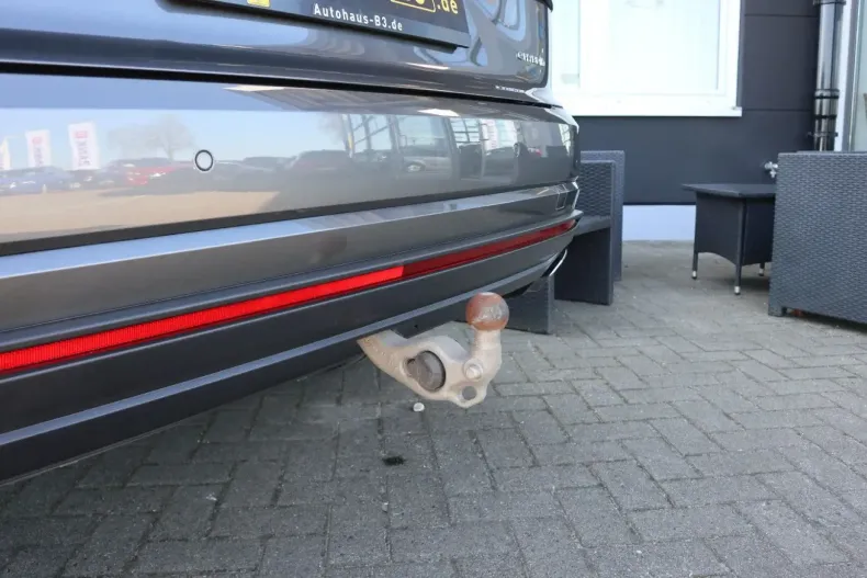 Volkswagen Touareg din 2023 cu 56.089 km - oferta VOL127417 - foto 35