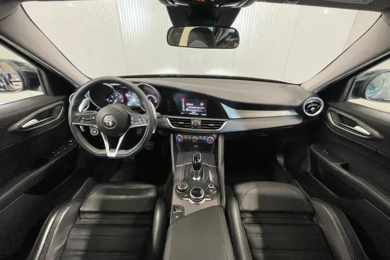 Alfa Romeo Giulia din 2019 cu 108.354 km - oferta ALF127426 - foto 7