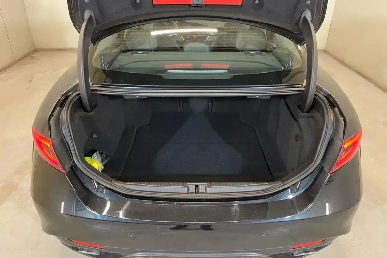 Alfa Romeo Giulia din 2019 cu 108.354 km - oferta ALF127426 - foto 12