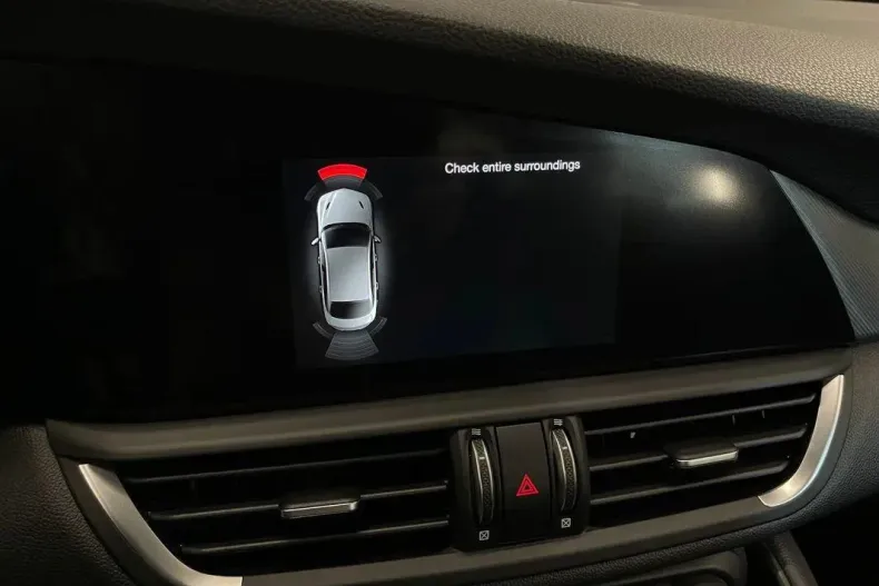 Alfa Romeo Giulia din 2019 cu 108.354 km - oferta ALF127426 - foto 14