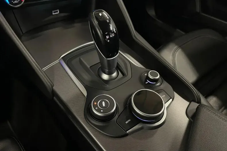 Alfa Romeo Giulia din 2019 cu 108.354 km - oferta ALF127426 - foto 21