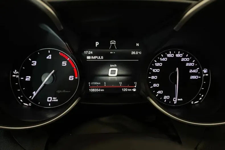 Alfa Romeo Giulia din 2019 cu 108.354 km - oferta ALF127426 - foto 29