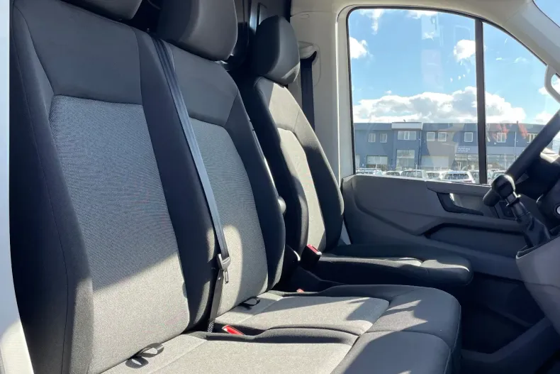 Volkswagen Crafter din 2025 cu 1 km - oferta VOL127442 - foto 20