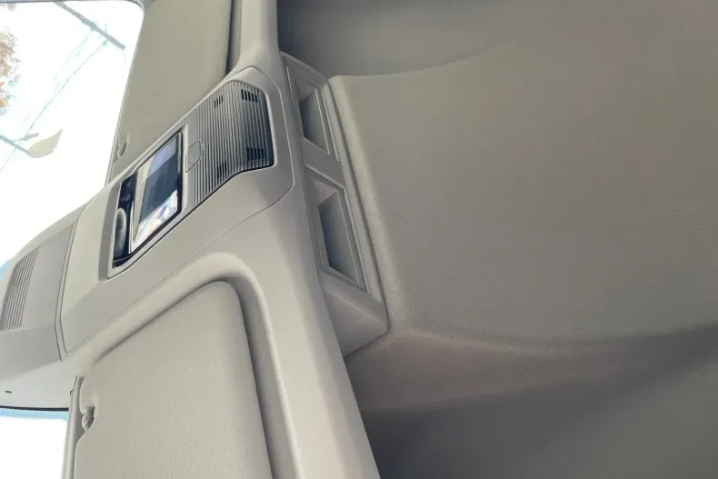 Volkswagen Crafter din 2025 cu 1 km - oferta VOL127442 - foto 21