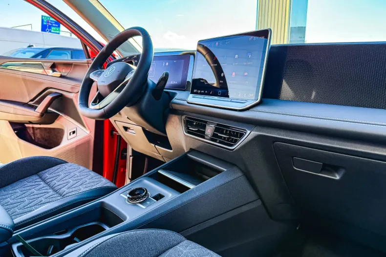 Volkswagen Tiguan din 2025 cu 1 km - oferta VOL127447 - foto 18