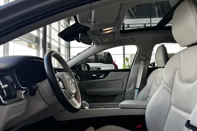 Volvo S60 din 2023 cu 30.000 km - oferta VOL127448 - foto 11