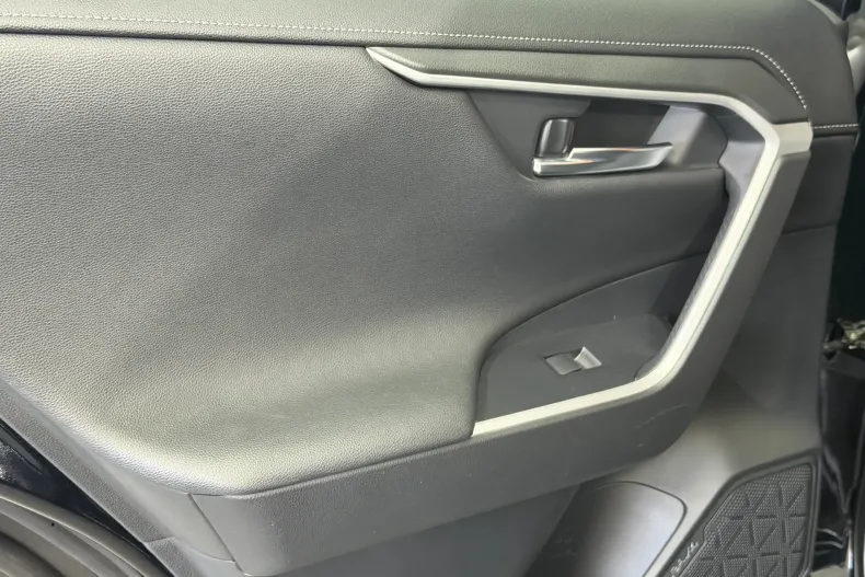 Toyota RAV4 din 2021 cu 139.190 km - oferta TOY127450 - foto 17