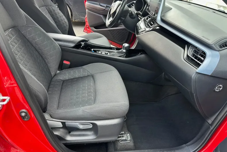 Toyota C-HR din 2021 cu 102.500 km - oferta TOY127454 - foto 28