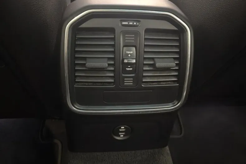 Porsche Macan din 2020 cu 63.467 km - oferta POR127466 - foto 18