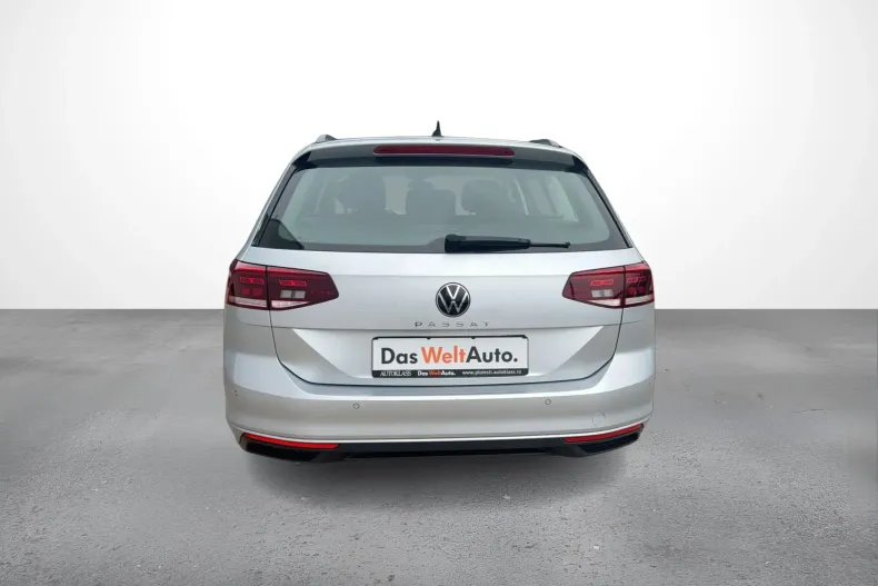 Volkswagen Passat din 2022 cu 83.167 km - oferta VOL127484 - foto 4
