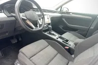 Volkswagen Passat din 2022 cu 83.167 km - oferta VOL127484 - foto 8