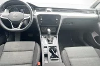 Volkswagen Passat din 2022 cu 83.167 km - oferta VOL127484 - foto 10