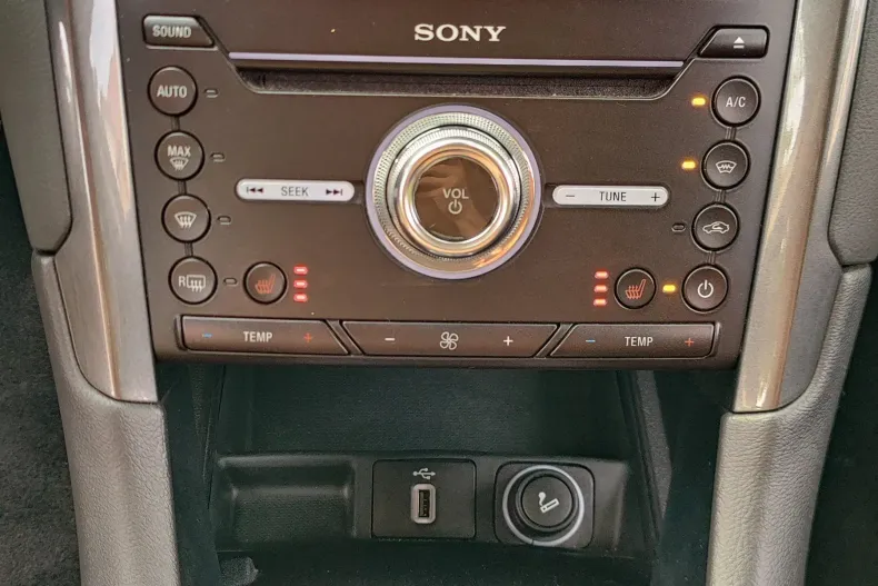 Ford Mondeo din 2020 cu 66.000 km - oferta FOR127487 - foto 19