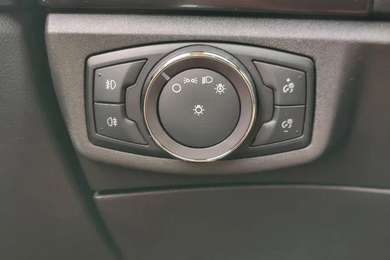 Ford Mondeo din 2020 cu 66.000 km - oferta FOR127487 - foto 22