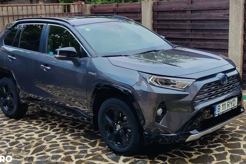 Toyota RAV4 din 2021 cu 63.537 km - oferta TOY127490 - foto 1