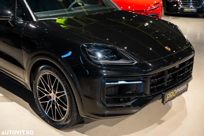 Porsche Cayenne din 2025 cu 4.900 km - oferta POR127496 - foto 2