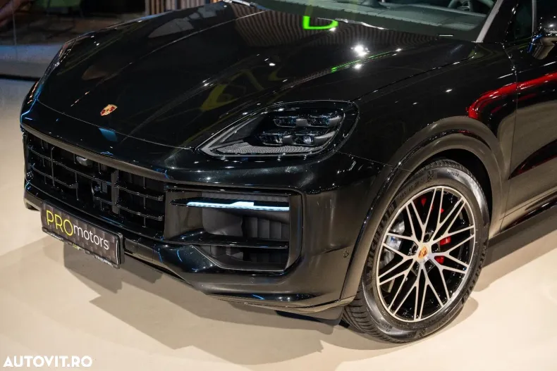 Porsche Cayenne din 2025 cu 4.900 km - oferta POR127496 - foto 13
