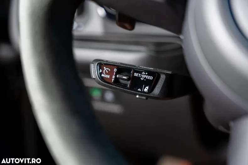 Porsche Cayenne din 2025 cu 4.900 km - oferta POR127496 - foto 24