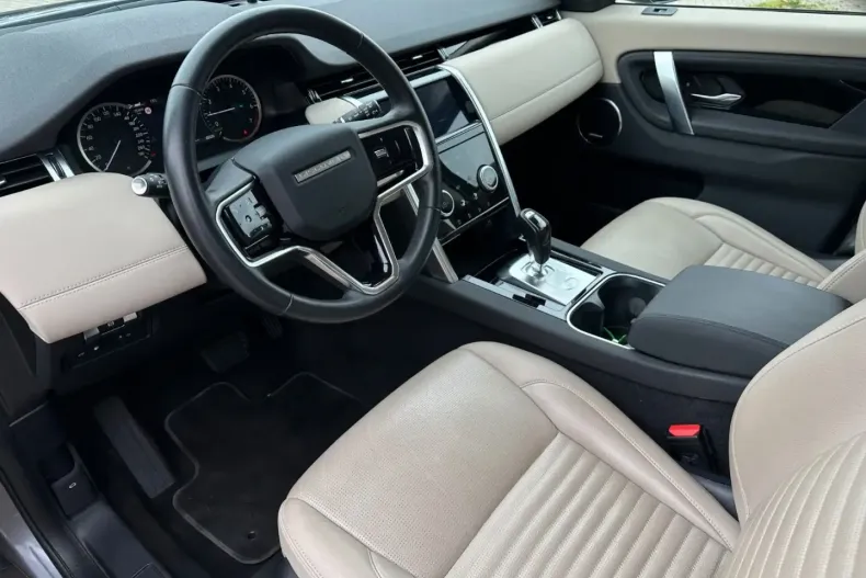 Land Rover Discovery din 2022 cu 55.456 km - oferta LAN127535 - foto 9