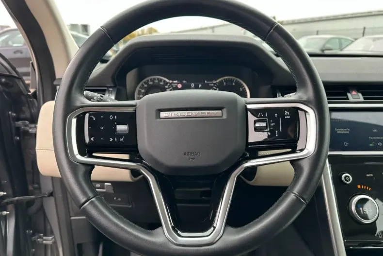 Land Rover Discovery din 2022 cu 55.456 km - oferta LAN127535 - foto 15