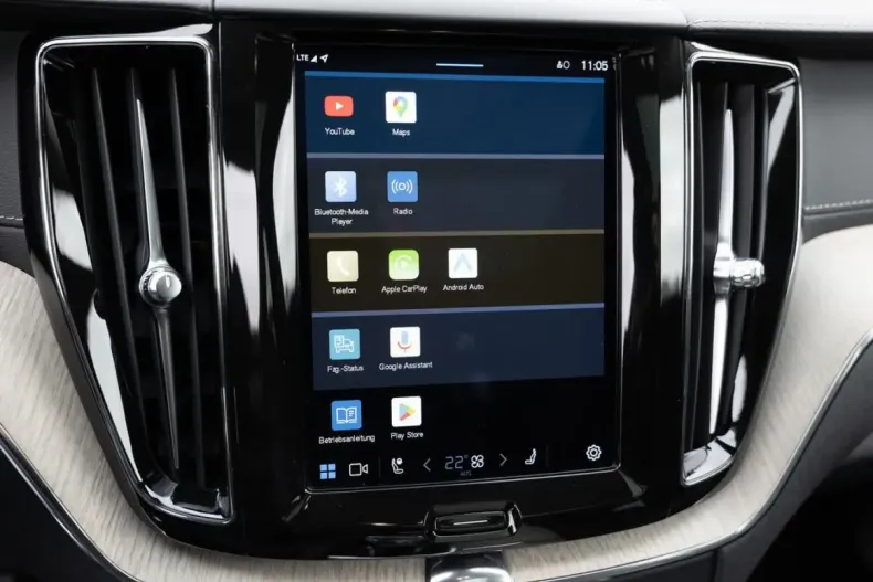 Volvo XC60 din 2022 cu 42.245 km - oferta VOL127537 - foto 14