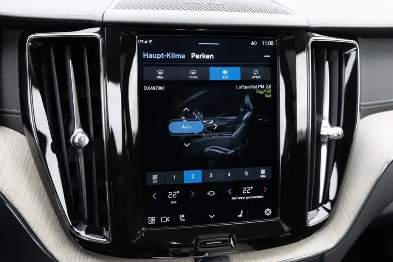 Volvo XC60 din 2022 cu 42.245 km - oferta VOL127537 - foto 15