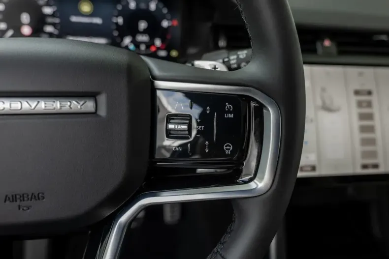 Land Rover Discovery Sport din 2024 cu 18.000 km - oferta LAN127539 - foto 17