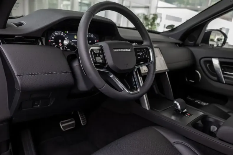 Land Rover Discovery Sport din 2024 cu 18.000 km - oferta LAN127539 - foto 19