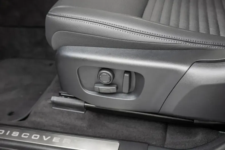 Land Rover Discovery Sport din 2024 cu 18.000 km - oferta LAN127539 - foto 20