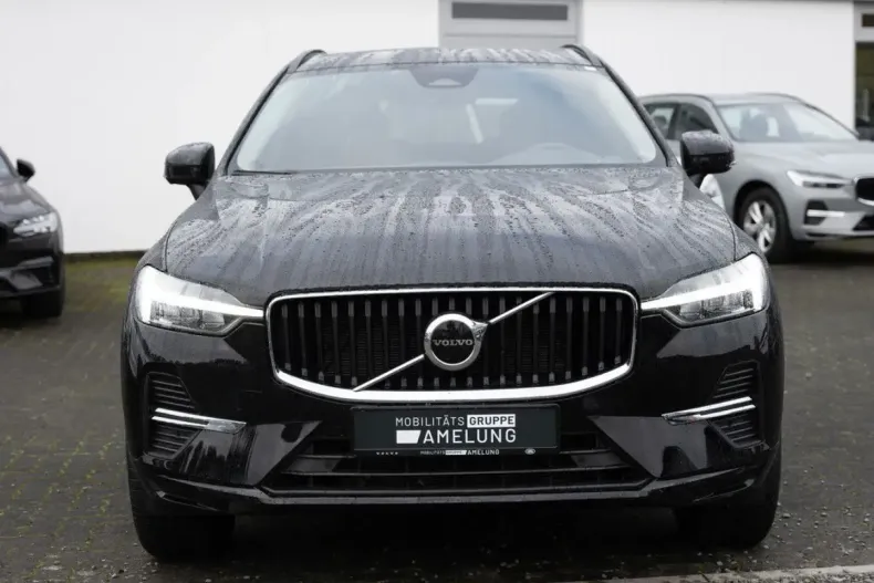 Volvo XC60 din 2023 cu 33.839 km - oferta VOL127542 - foto 3