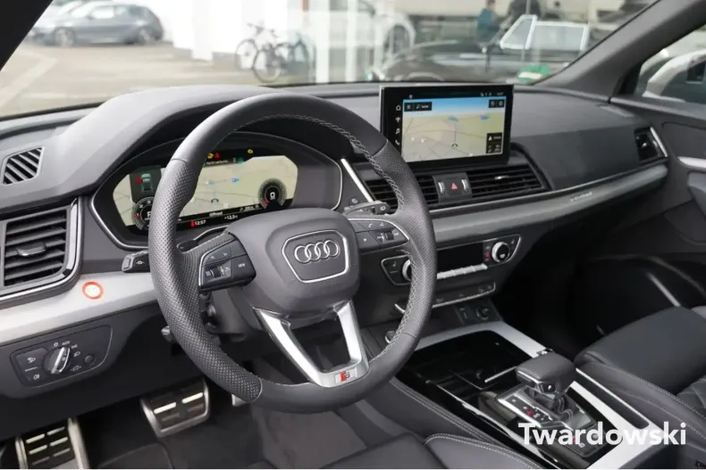 Audi Q5 din 2024 cu 7.620 km - oferta AUD127548 - foto 9