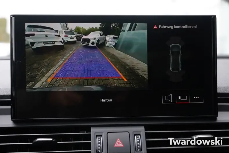 Audi Q5 din 2024 cu 7.620 km - oferta AUD127548 - foto 17