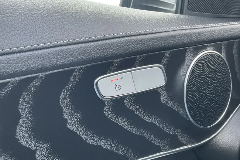 Mercedes-Benz GLC 300 din 2021 cu 69.309 km - oferta MER127562 - foto 10