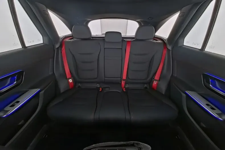 Mercedes-Benz GLC 43 AMG din 2024 cu 22.800 km - oferta MER127563 - foto 9