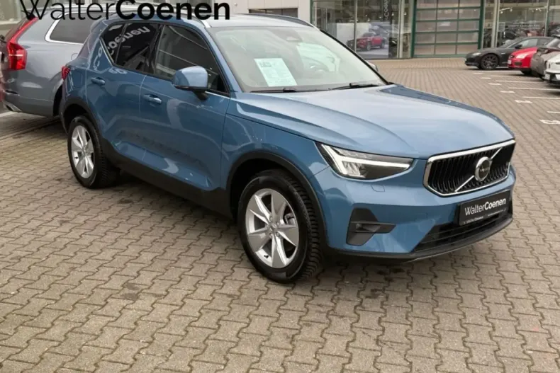 Volvo XC40 din 2024 cu 23.217 km - oferta VOL127565 - foto 2