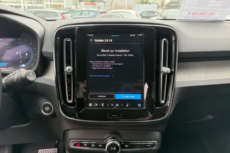 Volvo XC40 din 2024 cu 23.217 km - oferta VOL127565 - foto 11