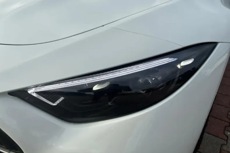 Mercedes-Benz SL 63 AMG din 2023 cu 25.199 km - oferta MER127570 - foto 3