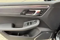 Porsche Macan din 2022 cu 48.500 km - oferta POR127571 - foto 20