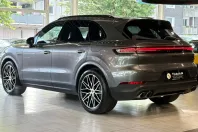 Porsche Cayenne din 2024 cu 40.000 km - oferta POR127580 - foto 7