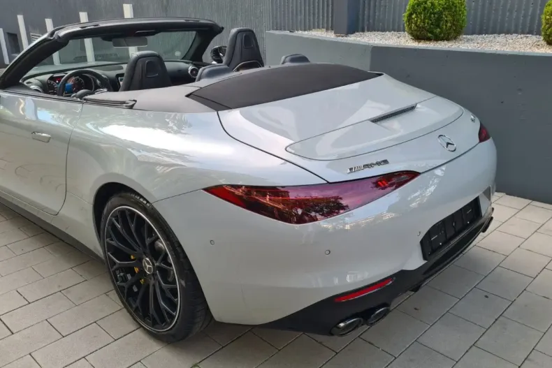 Mercedes-Benz SL 43 AMG din 2024 cu 8.370 km - oferta MER127581 - foto 2