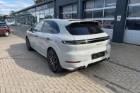 Porsche Cayenne din 2024 cu 70.520 km - oferta POR127586 - foto 4